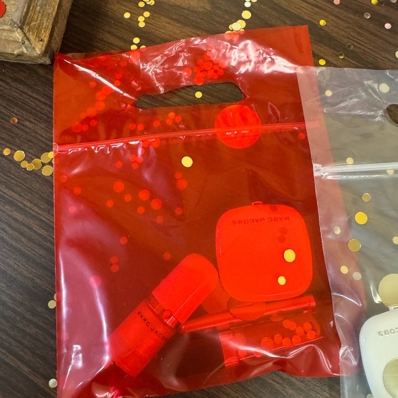 Marc Jacobs gift bags - build your gift box - Picture 3 of 11